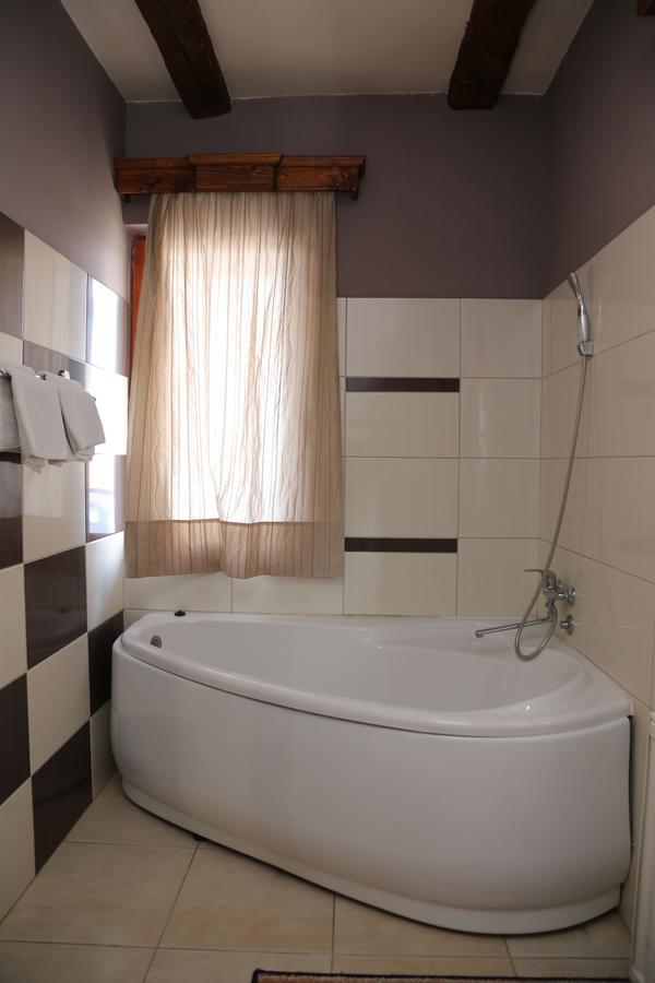 Hotel Konak Tammy Platicevo - Šabac Rom bilde
