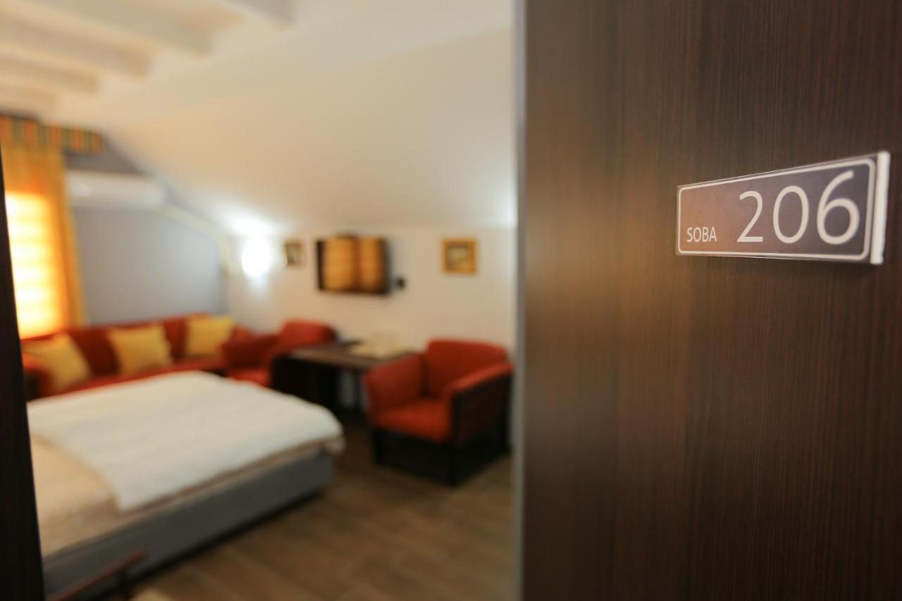 Hotel Konak Tammy Platicevo - Šabac Eksteriør bilde